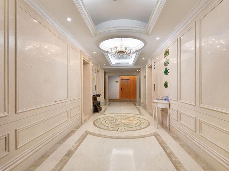 Vienna International Hotel Jiujiang Shili Street Exterior photo